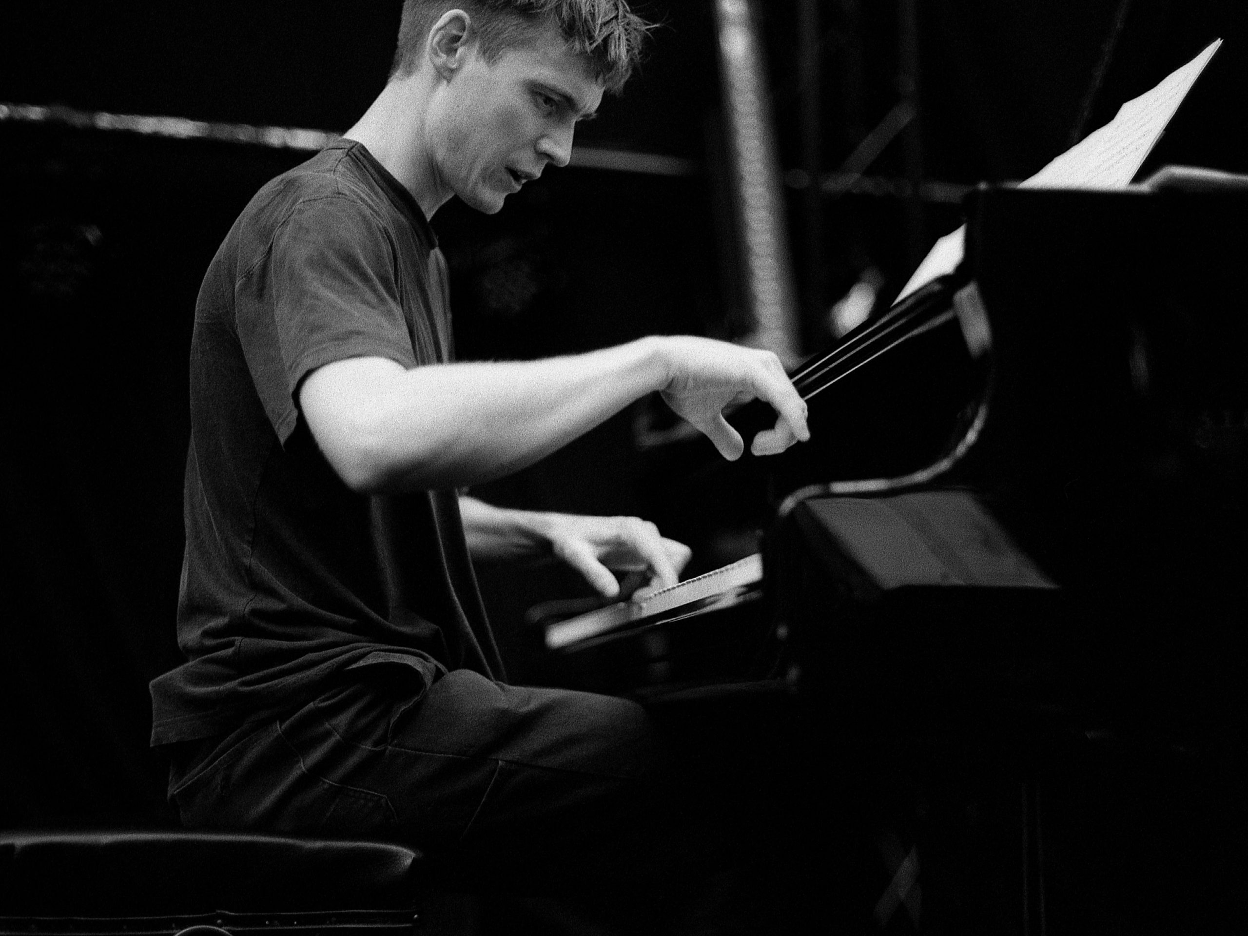 Elias Stemeseder